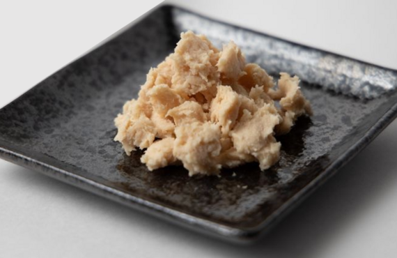 生酒粕を配合した本生酒粕パックで乾燥知らずの肌を手に入れる